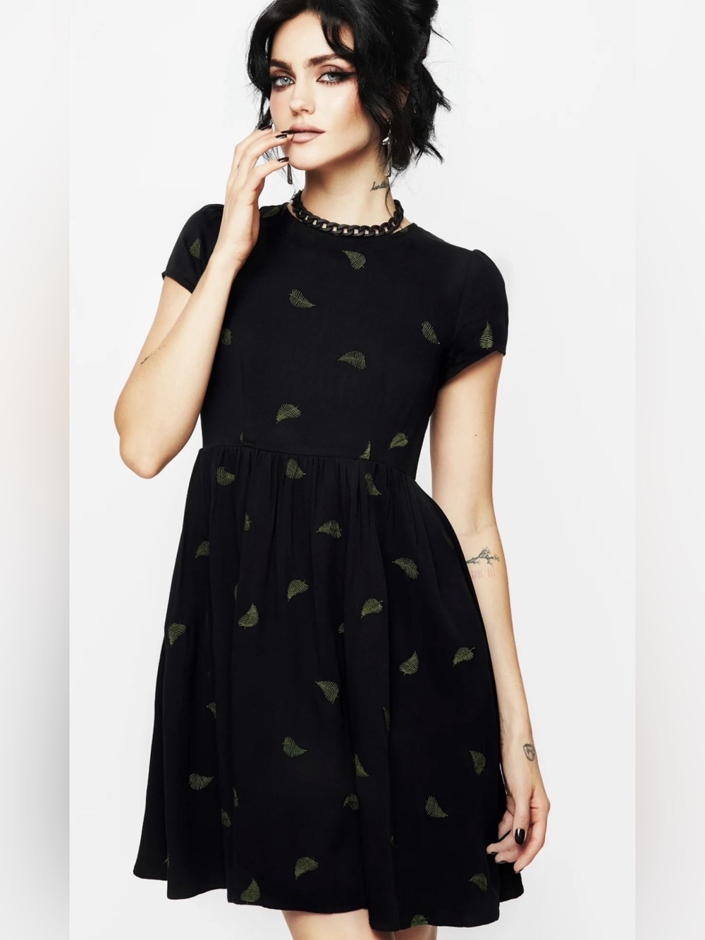 Disturbia Osmunda Fern Embroidered Mini Skater Dress US 10 Black Green Goth - Picture 2 of 15